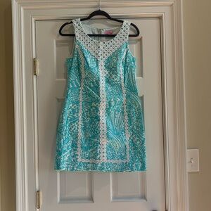 Lilly Pulitzer Blue and White print Macfarlane Dress - gently used